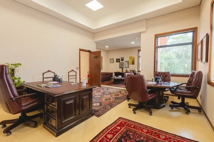 Sala da presidência da sede da Abracaf